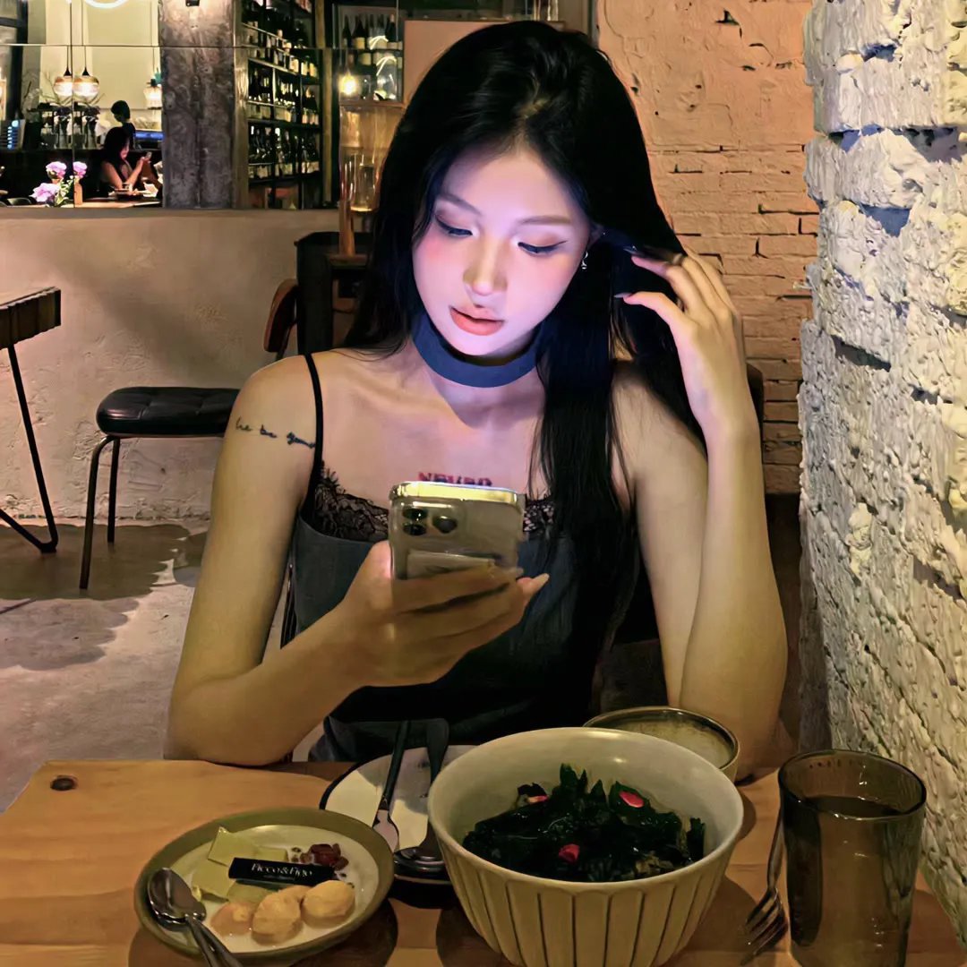 恋爱脑大小姐她重生归来